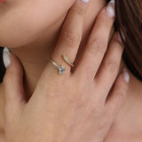 Anillo Delicado, Bañado en oro, Zirconia cúbica artificial