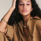 Esposas y brazaletes, Bañado en oro, Sin piedra