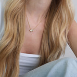 Collar colgante, Bañado en oro, Zirconia cúbica artificial
