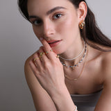Collar gargantilla, Bañado en oro, Zirconia cúbica artificial, Madreperla artificial, Vidrio de plomo, Jadeíta artificial