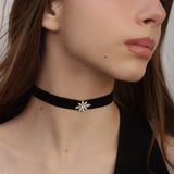 Collar gargantilla, Bañado en oro, Zirconia cúbica artificial