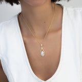Collar colgante, Bañado en oro, Zirconia cúbica artificial