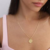 Collar colgante, Bañado en oro, Sin piedra