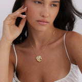 Collar colgante, Bañado en oro, Sin piedra