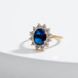 Anillo Delicado, Bañado en oro, Zirconia cúbica artificial