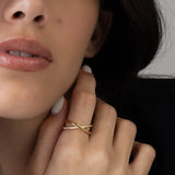 Anillo Delicado, Bañado en oro, Zirconia cúbica artificial