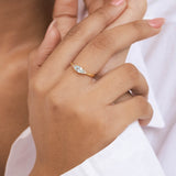 Anillo Delicado, Bañado en oro, Zirconia cúbica artificial