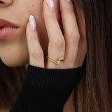 Anillo Delicado, Bañado en oro, Zirconia cúbica artificial
