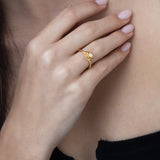 Anillo Delicado, Bañado en oro, Zirconia cúbica artificial