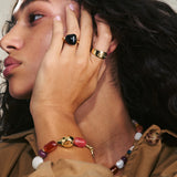 Anillo Delicado, Bañado en oro, Ónix artificial