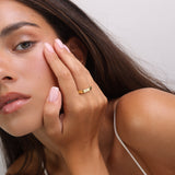Anillo Delicado, Bañado en oro, Zirconia cúbica artificial