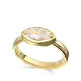 Anillo Delicado, Bañado en oro, Zirconia cúbica artificial